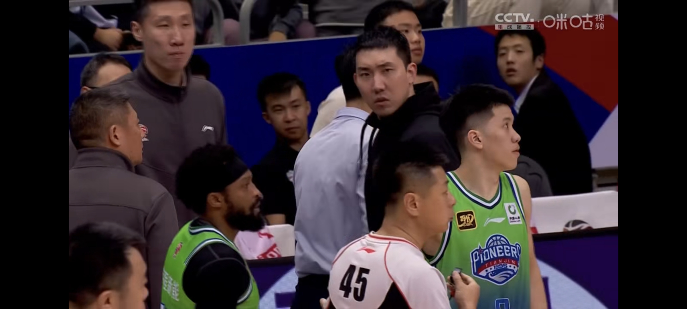 天津男篮主场惊险获胜，终结辽宁队连胜